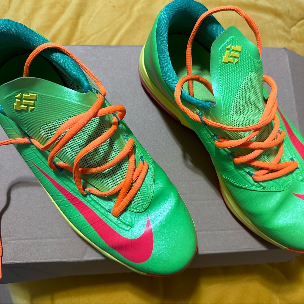 KD Kevin Durant tennis shoes Nike
